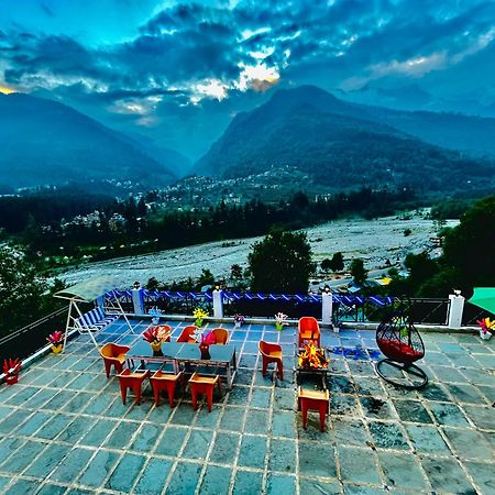 Hotel Hollywood Manali - Scenic River & Mountain View With Premium Rooms Esterno foto