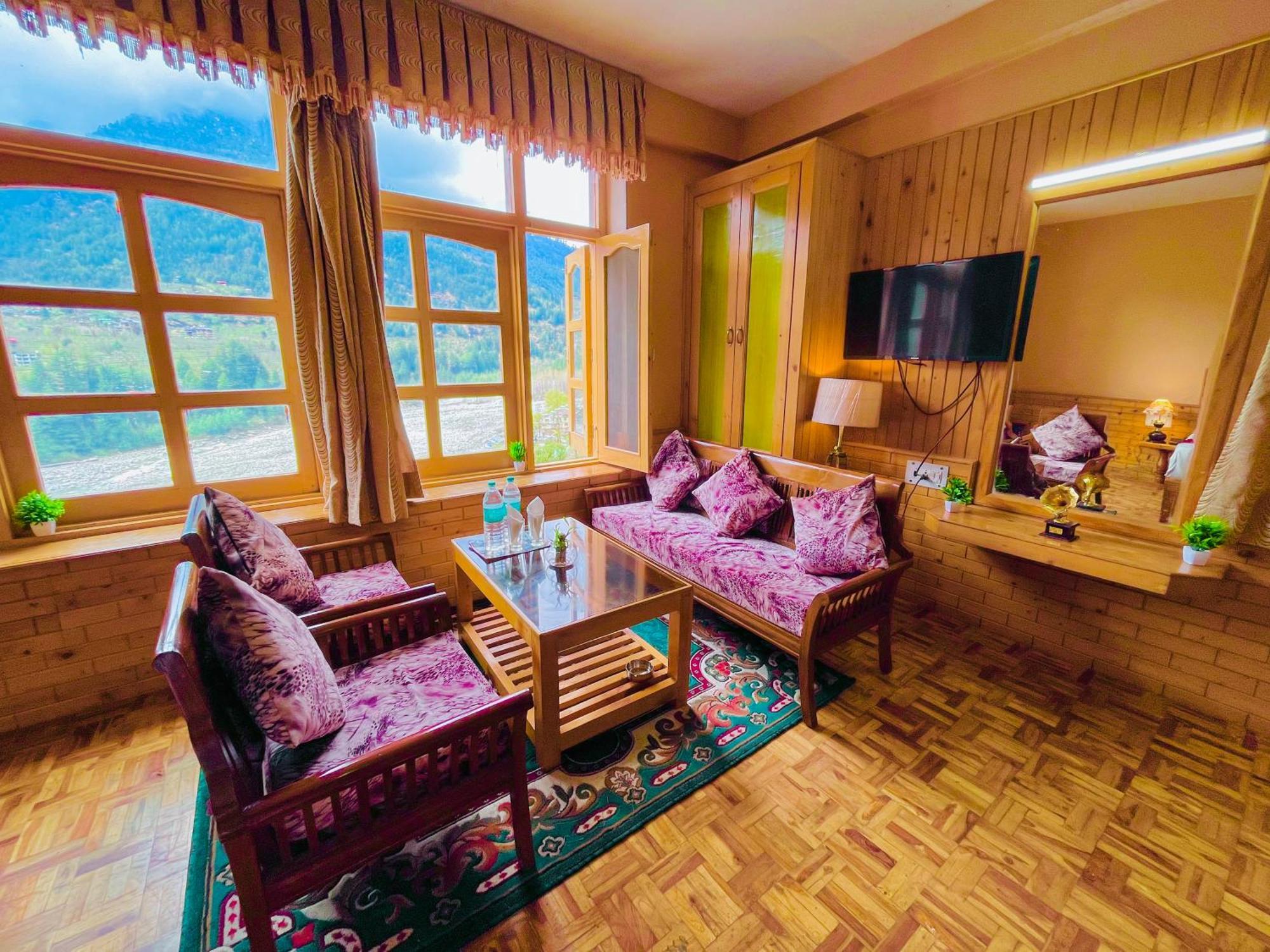 Hotel Hollywood Manali - Scenic River & Mountain View With Premium Rooms Esterno foto