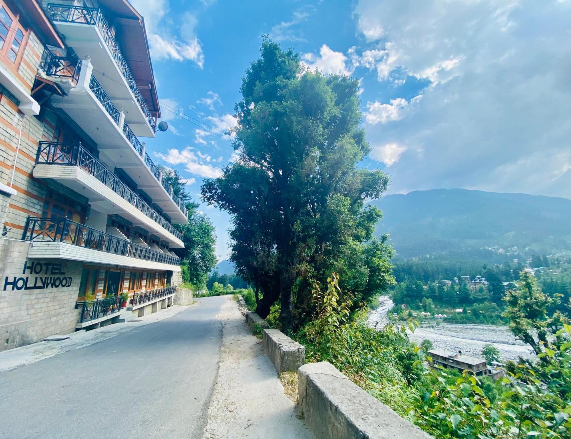 Hotel Hollywood Manali - Scenic River & Mountain View With Premium Rooms Esterno foto