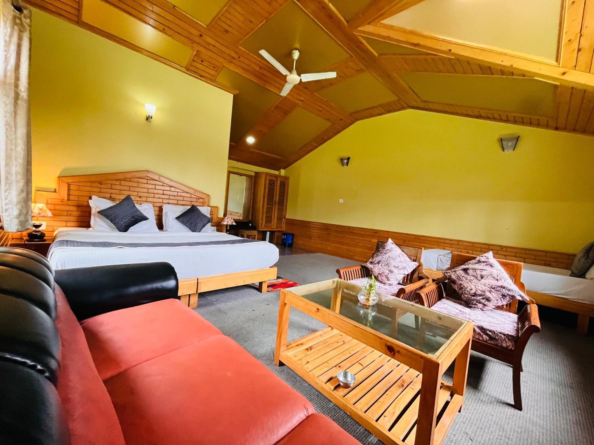 Hotel Hollywood Manali - Scenic River & Mountain View With Premium Rooms Esterno foto