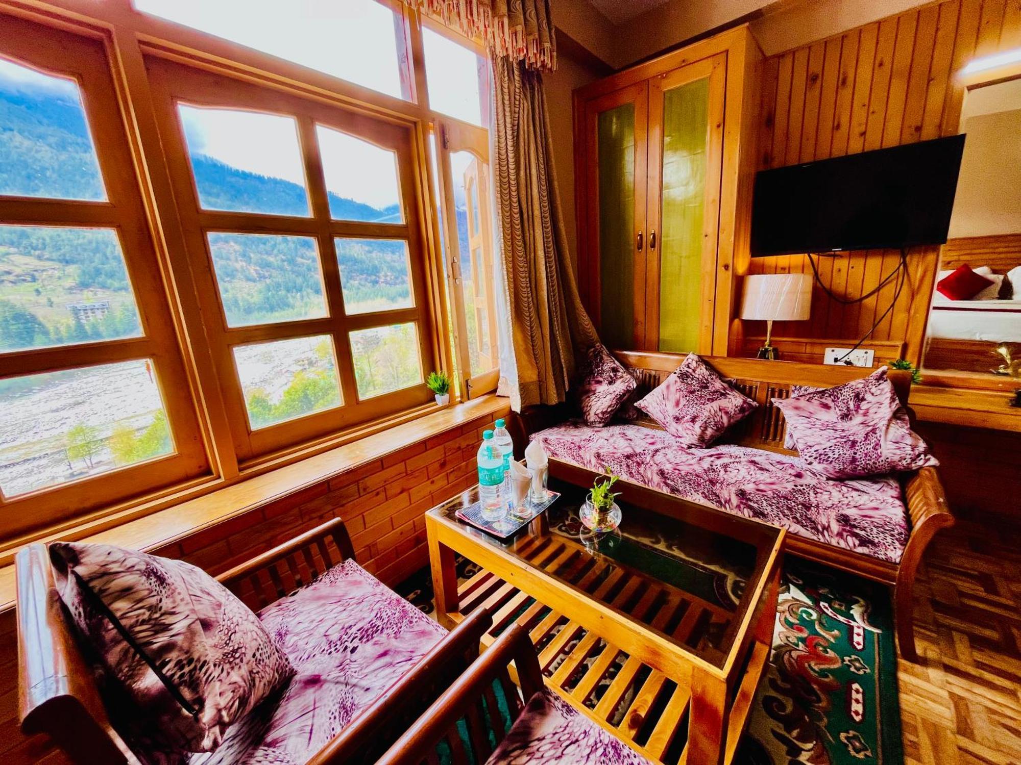 Hotel Hollywood Manali - Scenic River & Mountain View With Premium Rooms Esterno foto