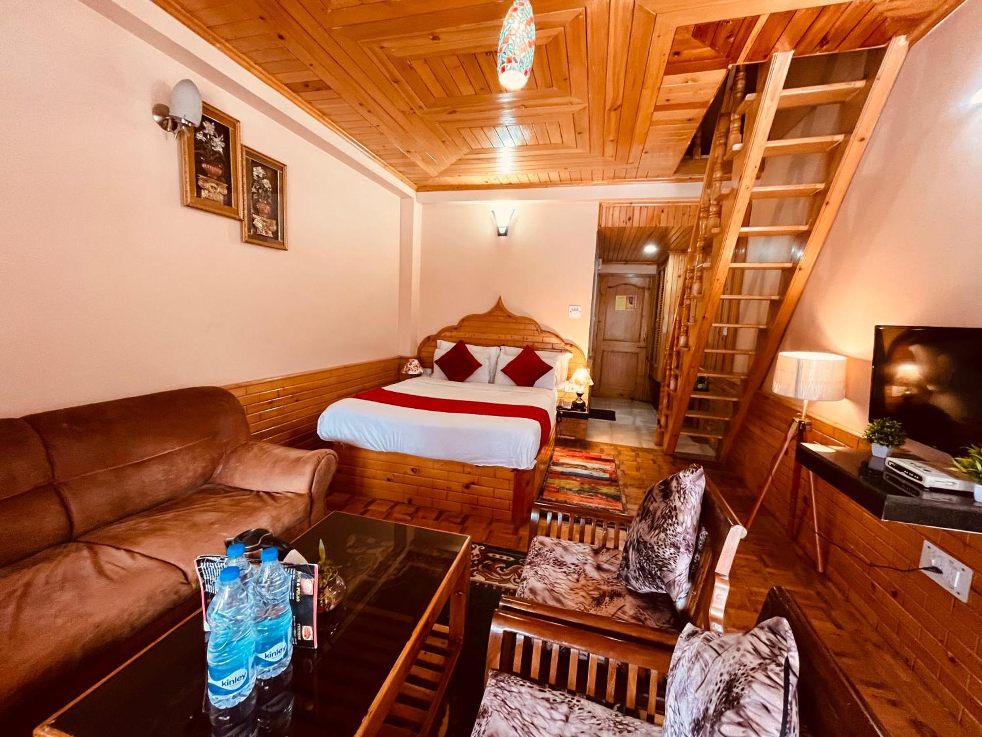 Hotel Hollywood Manali - Scenic River & Mountain View With Premium Rooms Esterno foto