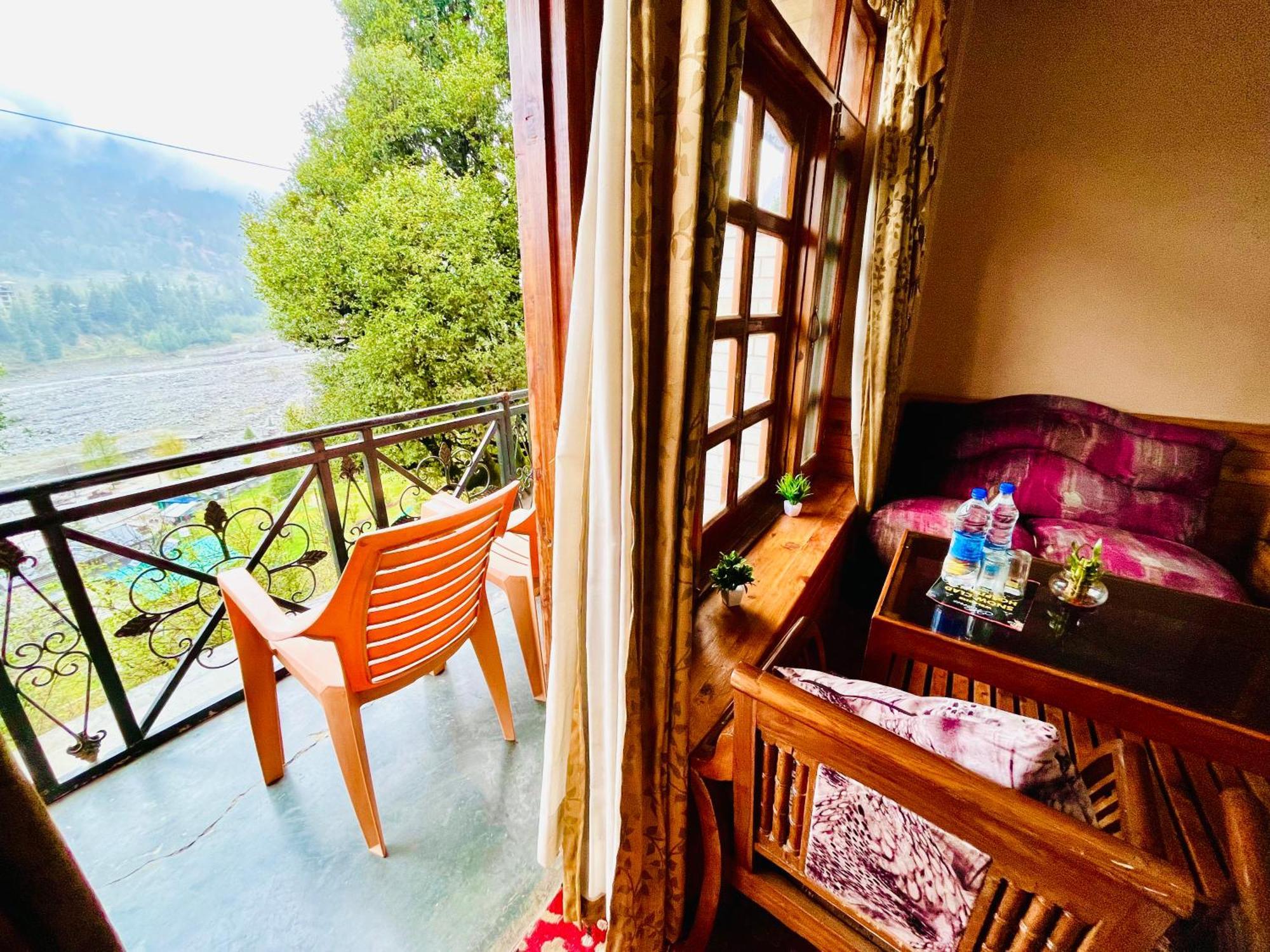 Hotel Hollywood Manali - Scenic River & Mountain View With Premium Rooms Esterno foto