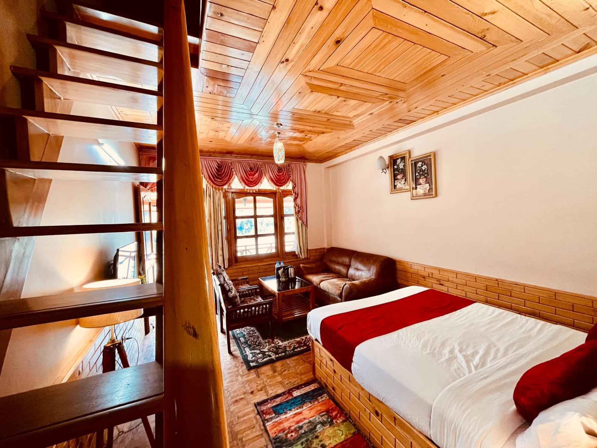 Hotel Hollywood Manali - Scenic River & Mountain View With Premium Rooms Esterno foto