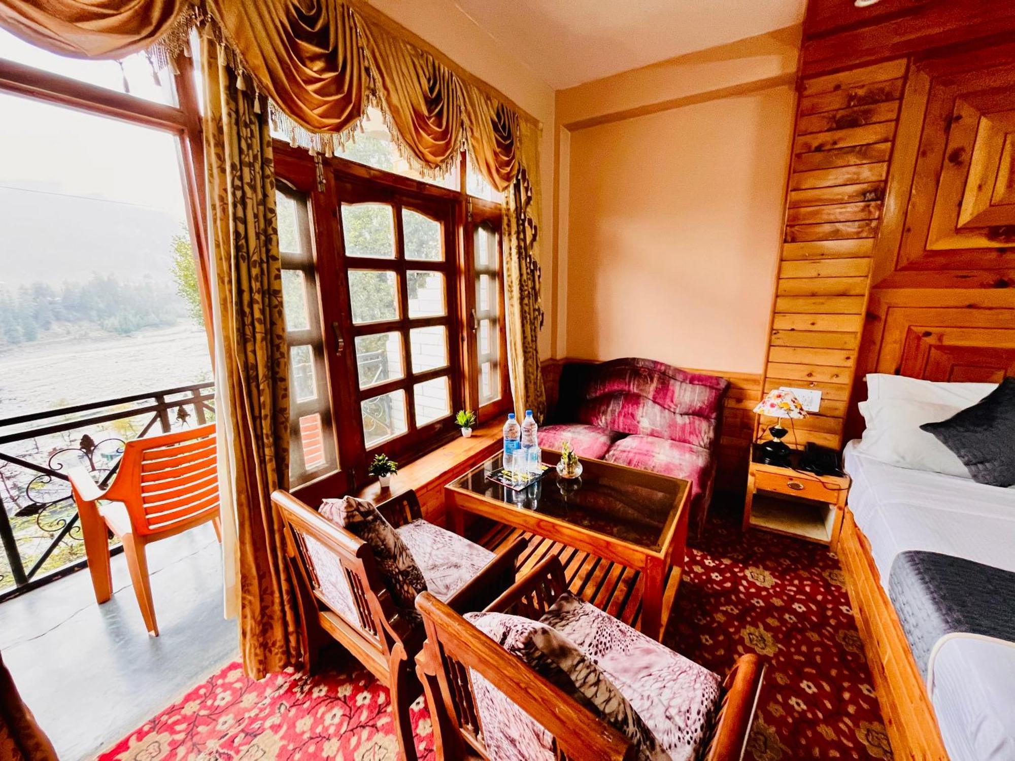 Hotel Hollywood Manali - Scenic River & Mountain View With Premium Rooms Esterno foto