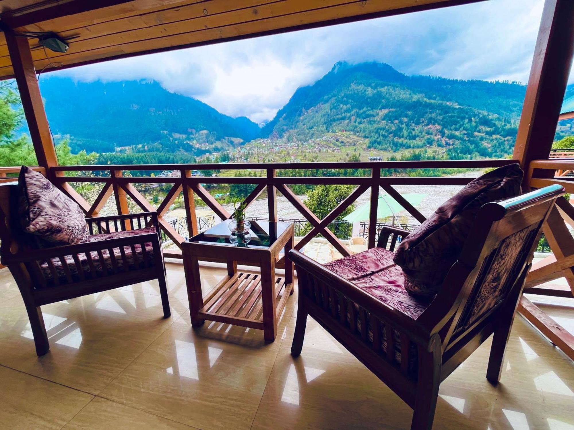 Hotel Hollywood Manali - Scenic River & Mountain View With Premium Rooms Esterno foto